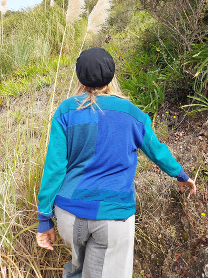 Unisex Merino Sweater Royal bright blue - Heke design